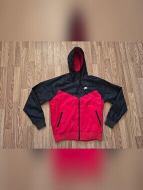Nike Men's Size Small Red and Black Windrunner Hooded Jacket